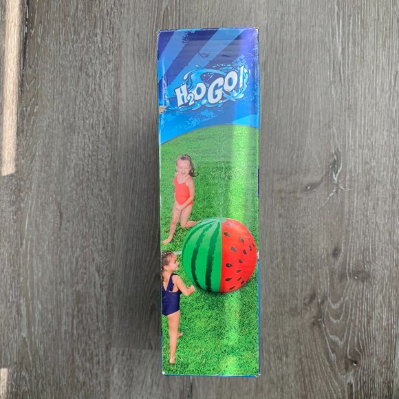 H2O GO Watermelon Sprinkler - Picture 4 of 6
